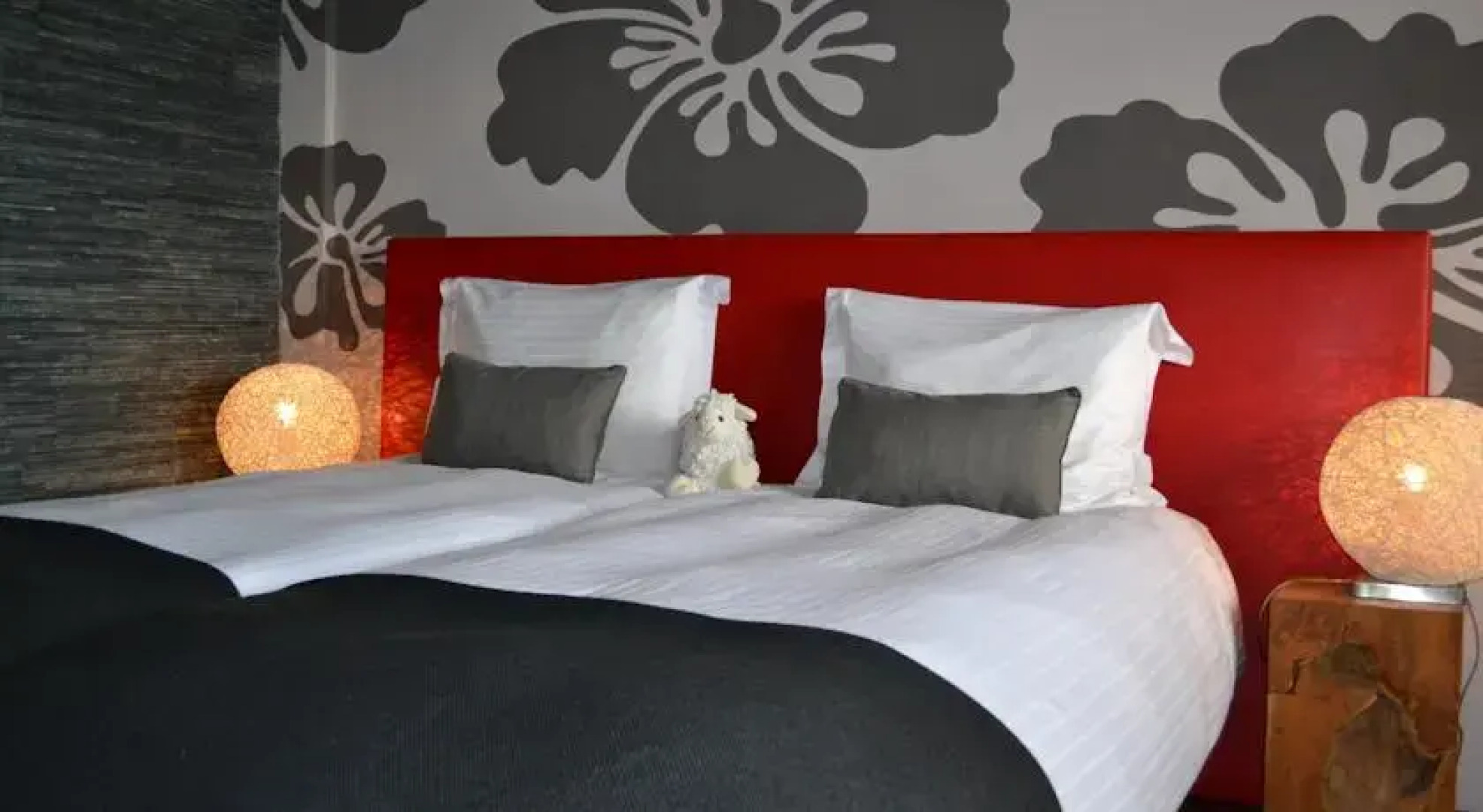 Bed & Breakfast FlowerZzz...