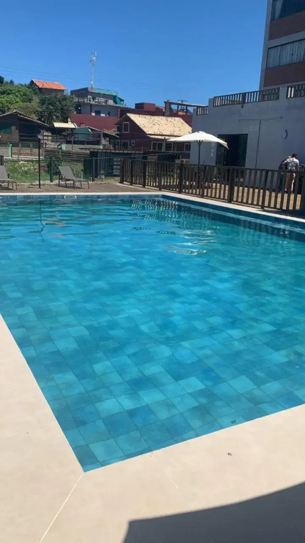 Loft 207 com vista para a piscina e Farol