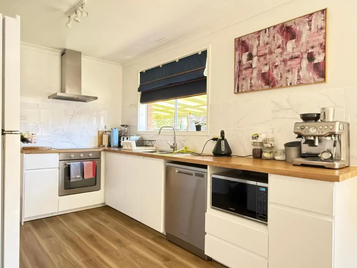 Scullin 3BR House, Free WiFi, Netflix, Parking