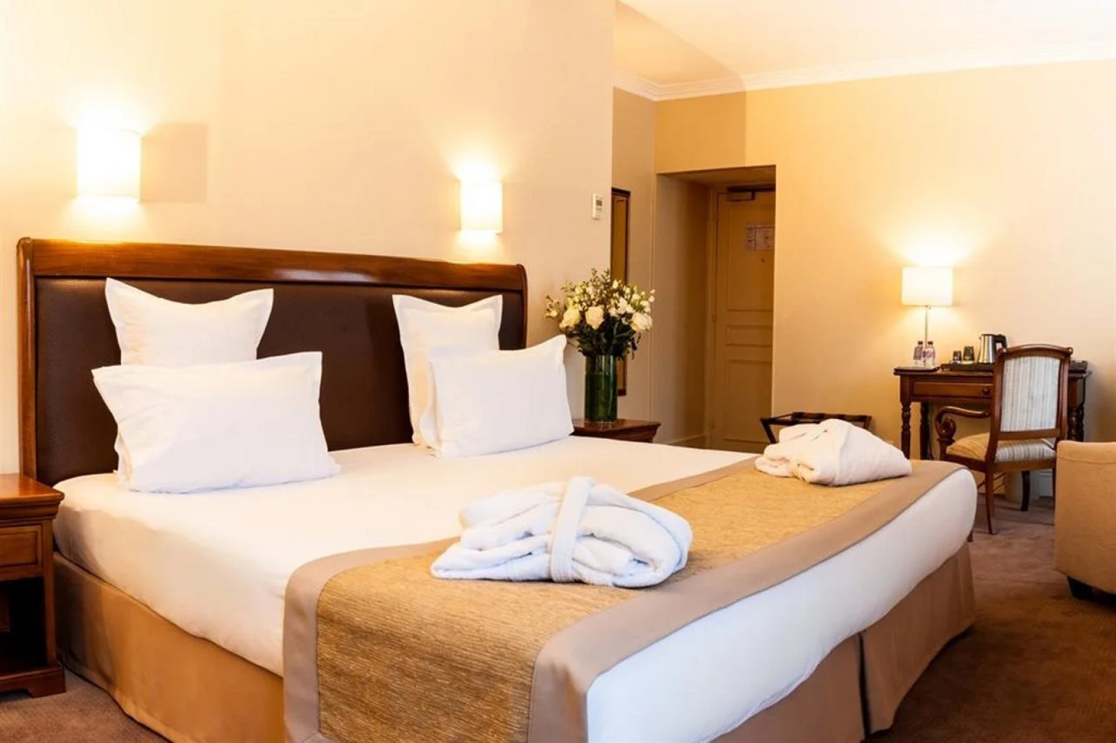 Saint-James & Albany Hotel-Spa