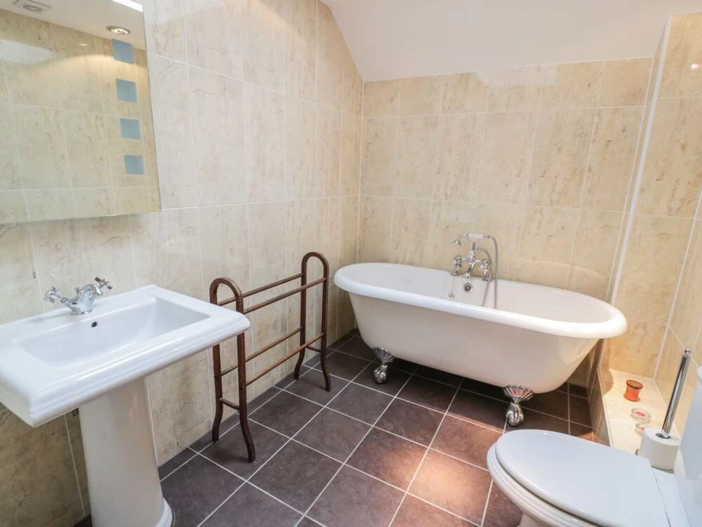 Bracken Holiday Cottage