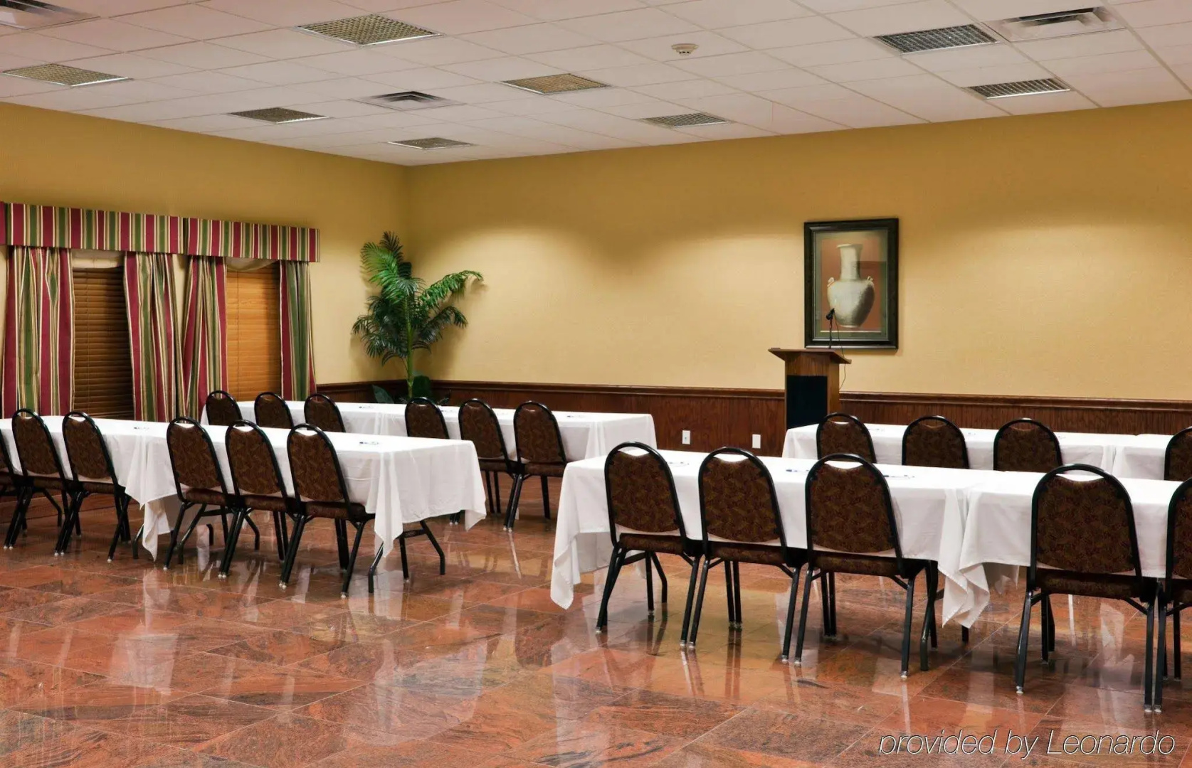 Holiday Inn Express Salado-Belton by IHG
