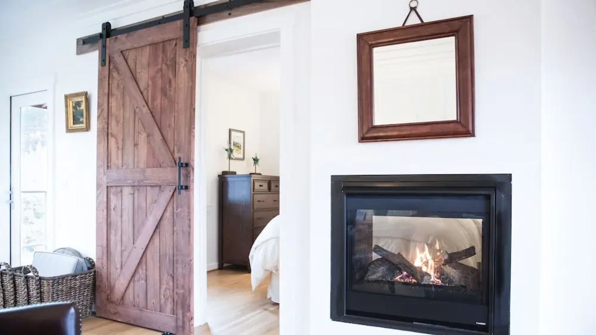 The Harbor House Inn