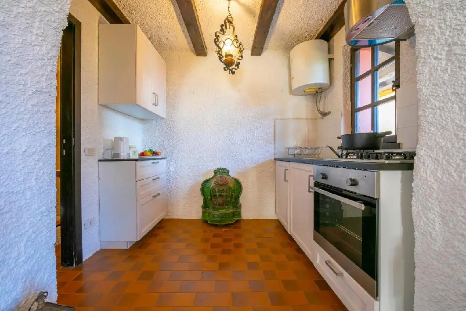 Cosy Nest - Terrace & Parking Private