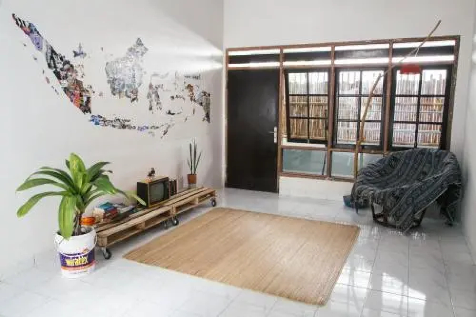 Sae Sae Hostel