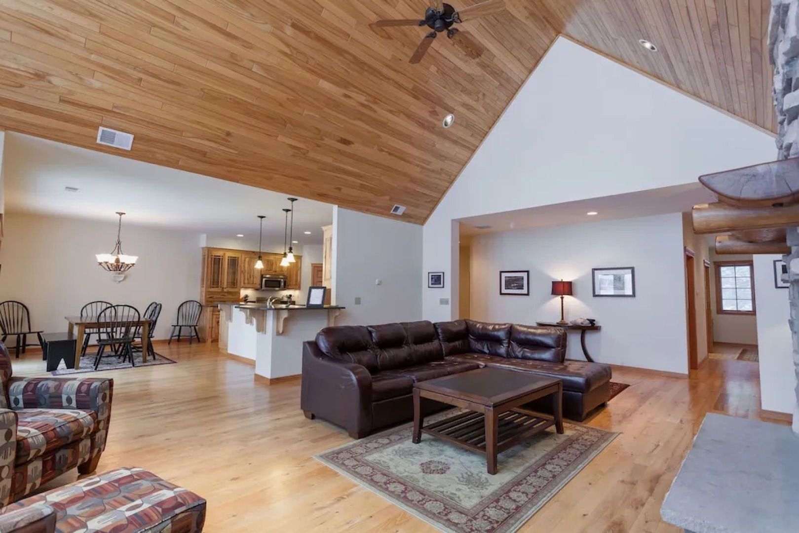 Copperwood #17 - 3 Br Condo