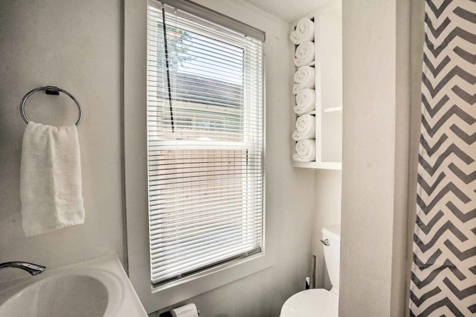 Chic Cottage w/ Private Yard: Steps to Beach!