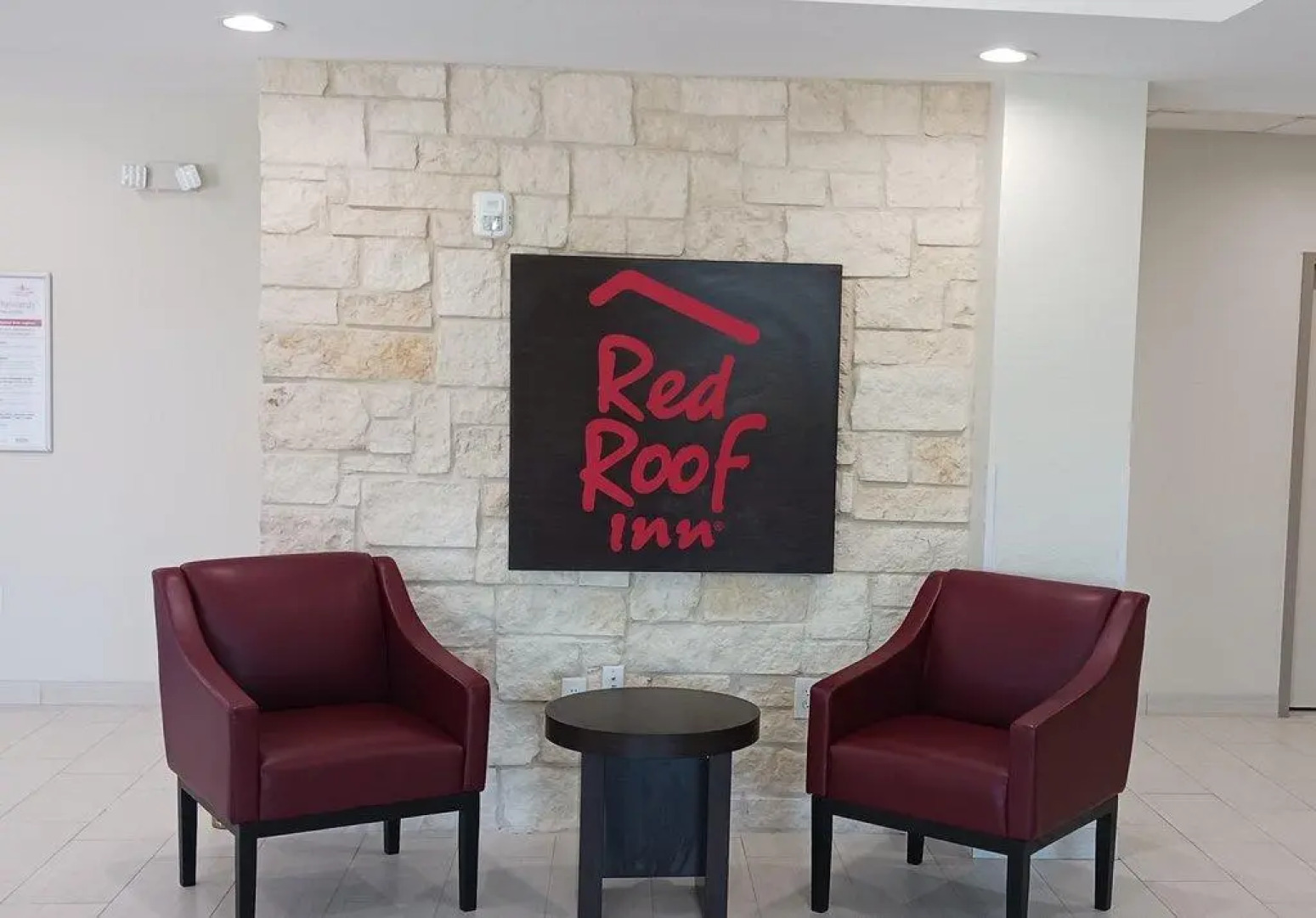 Red Roof Inn Hutchins
