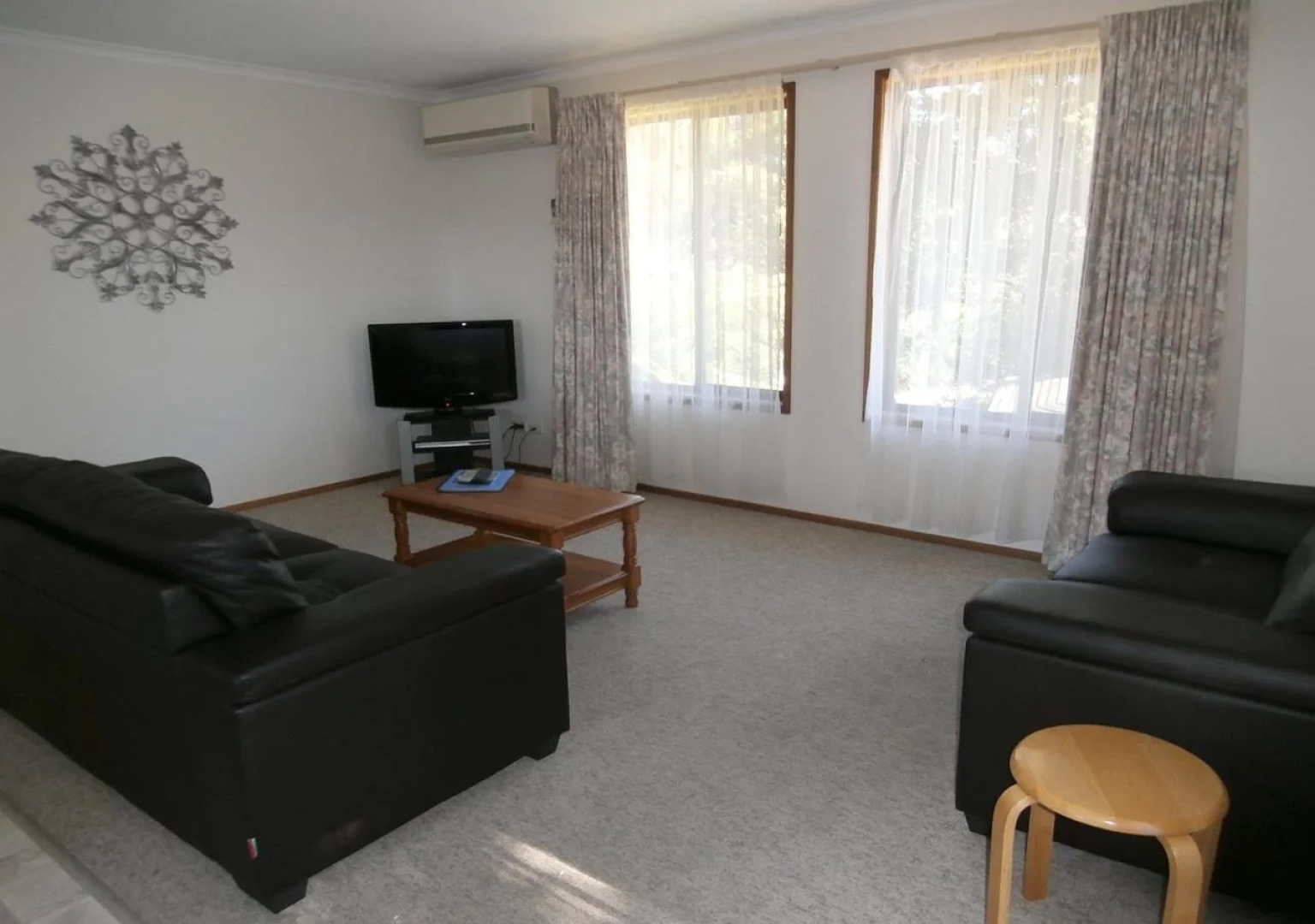 Harbour Lights Holiday Units