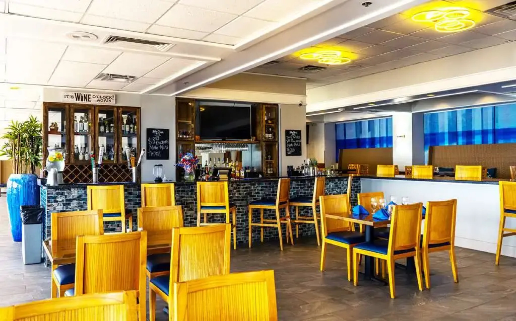 DoubleTree by Hilton Corpus Christi Beachfront