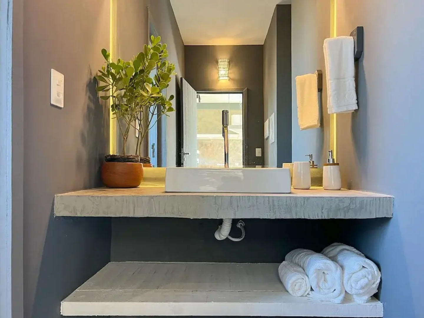 Club de Mar Condo Hotel