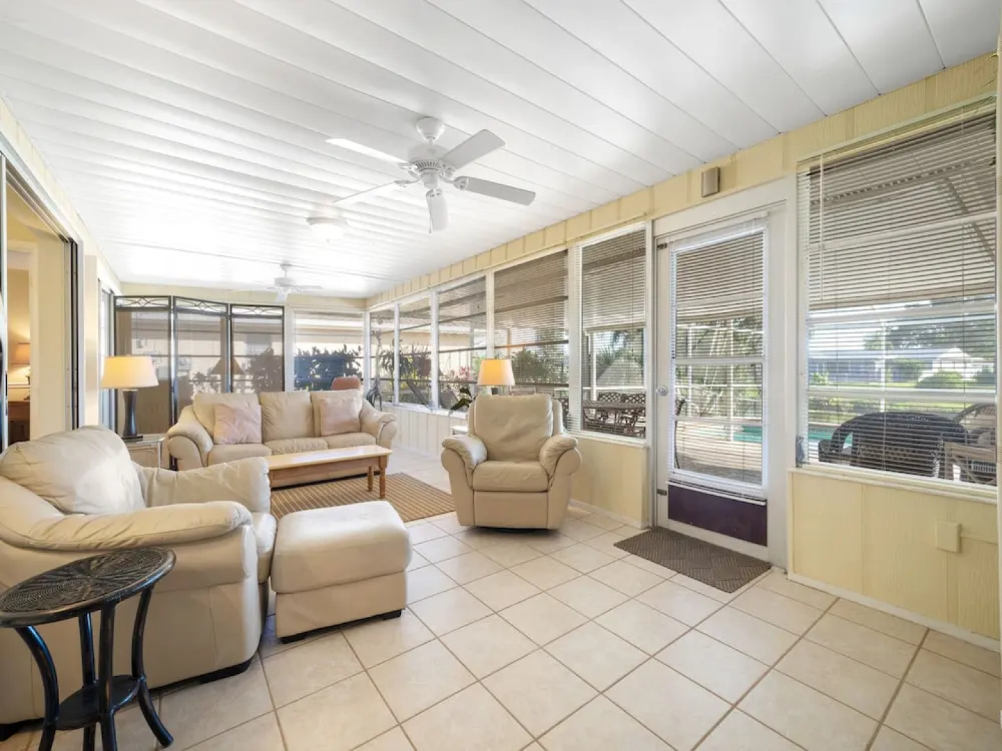 Lakeside House by Vacation Rental Pros