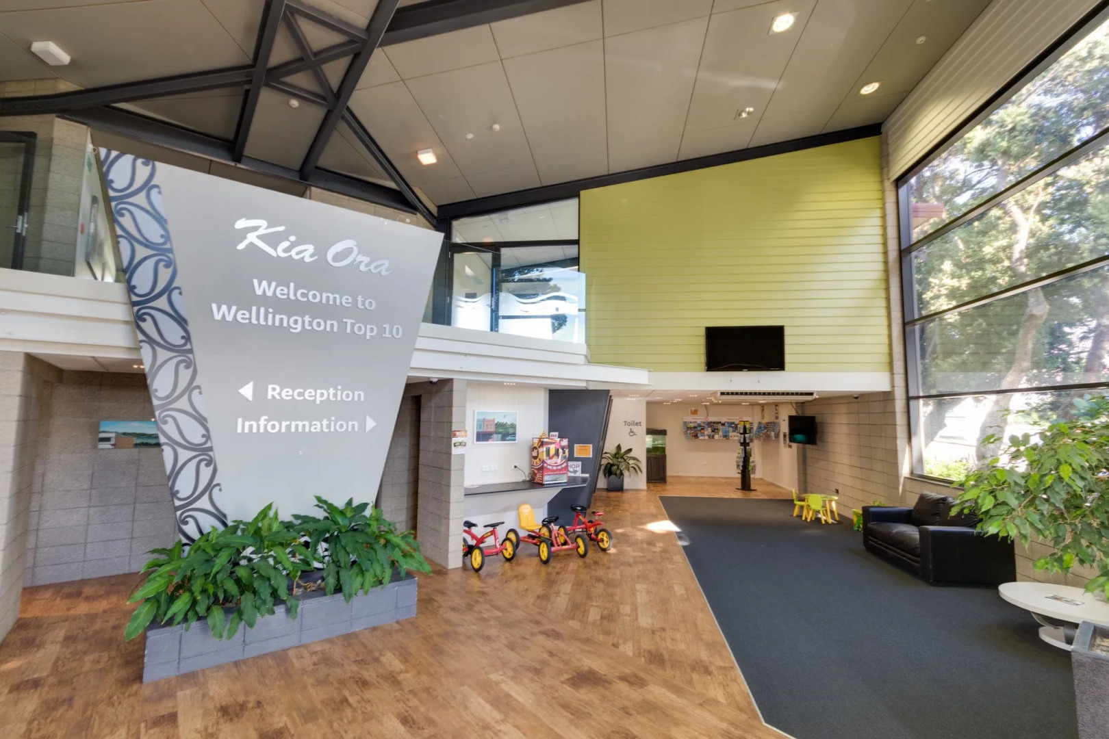 Wellington TOP 10 Holiday Park