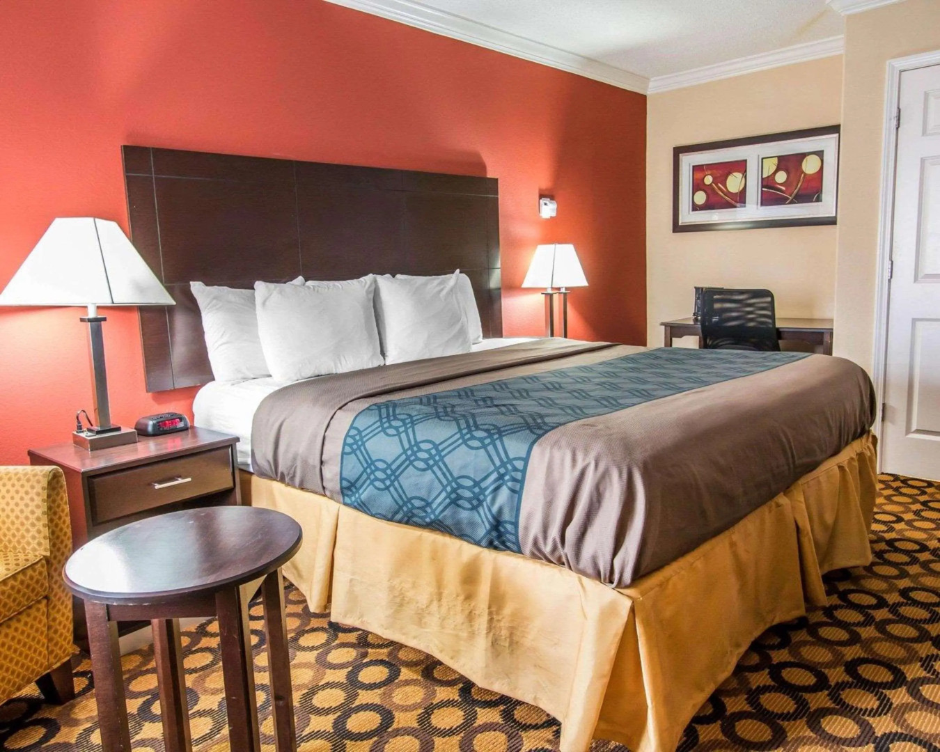 Econo Lodge Richmond Hill