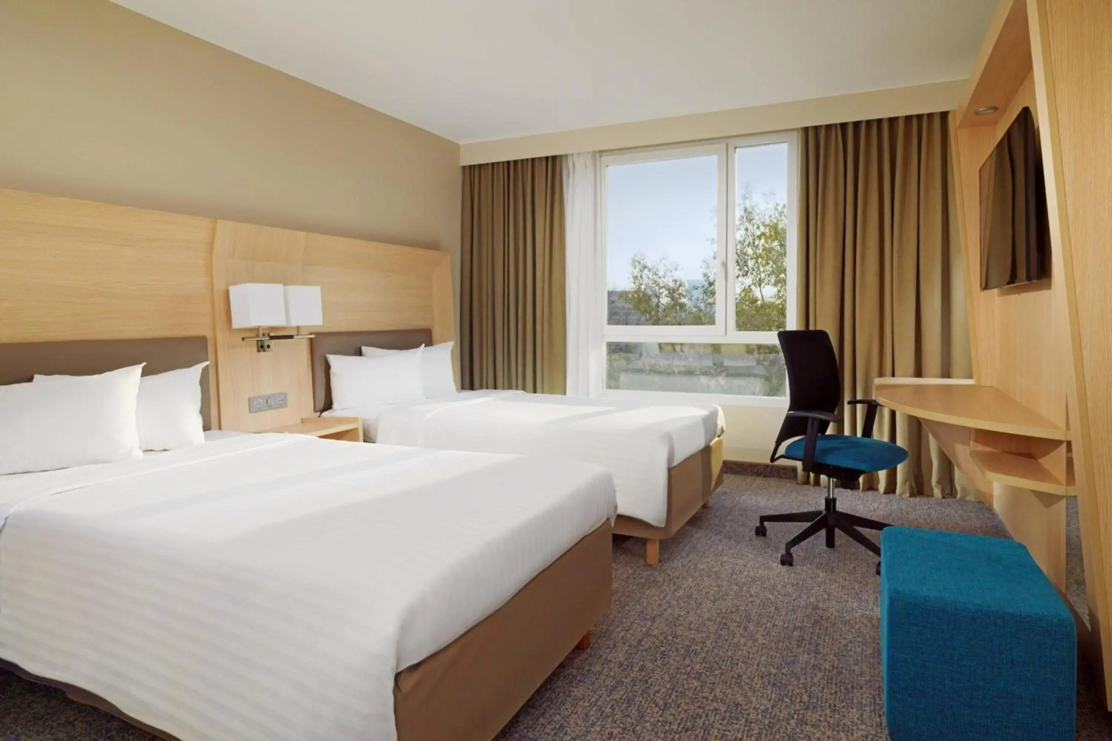 Courtyard by Marriott Paris La Defense West - Colombes