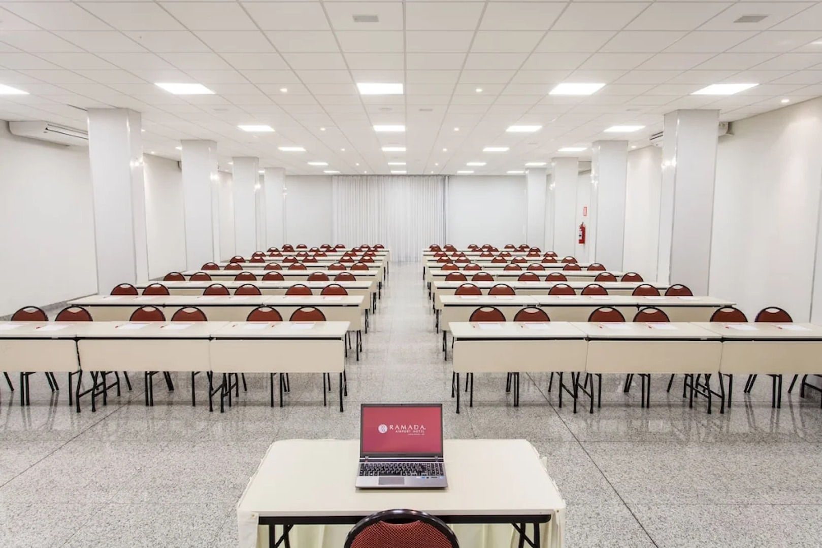 Ramada by Wyndham Lagoa Santa INTL Airport/Belo Horizonte