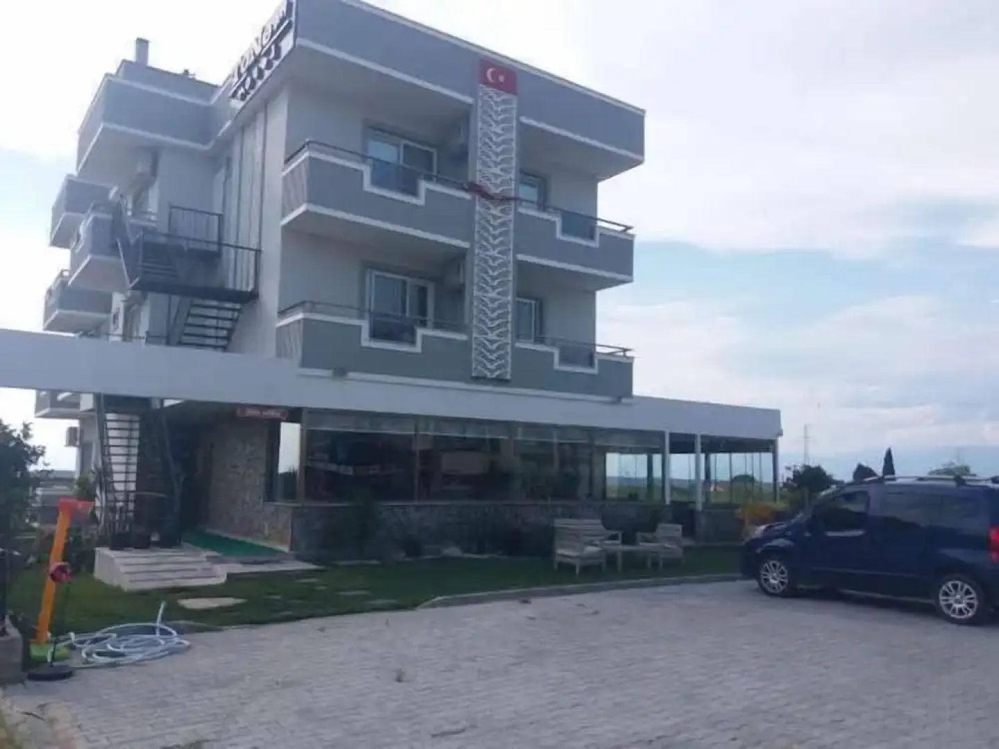 Tone Otel