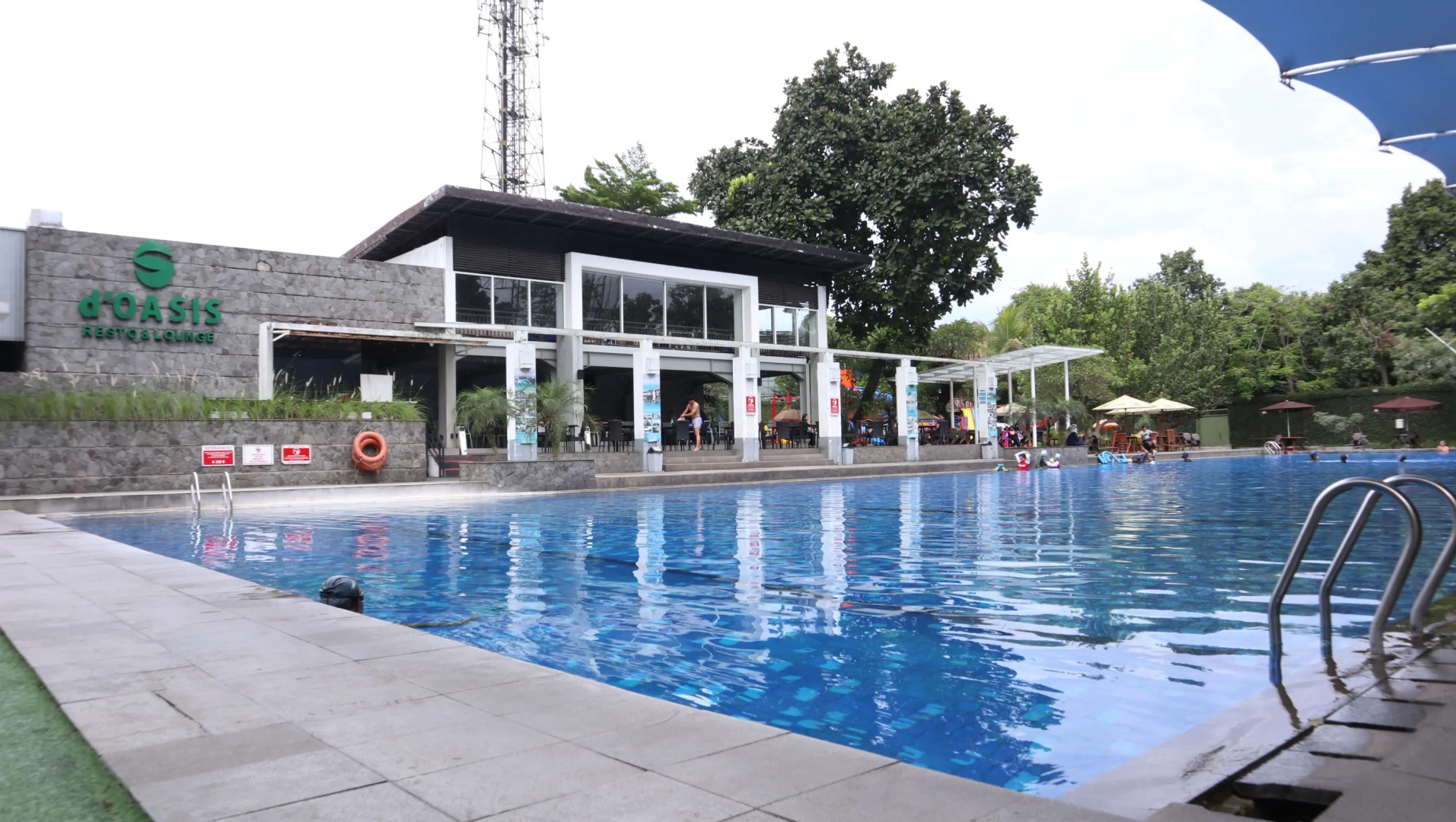Oasis Siliwangi Sport Hotel