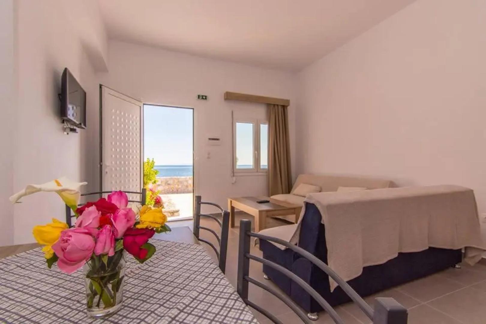 Votsalo Studios & Apartment