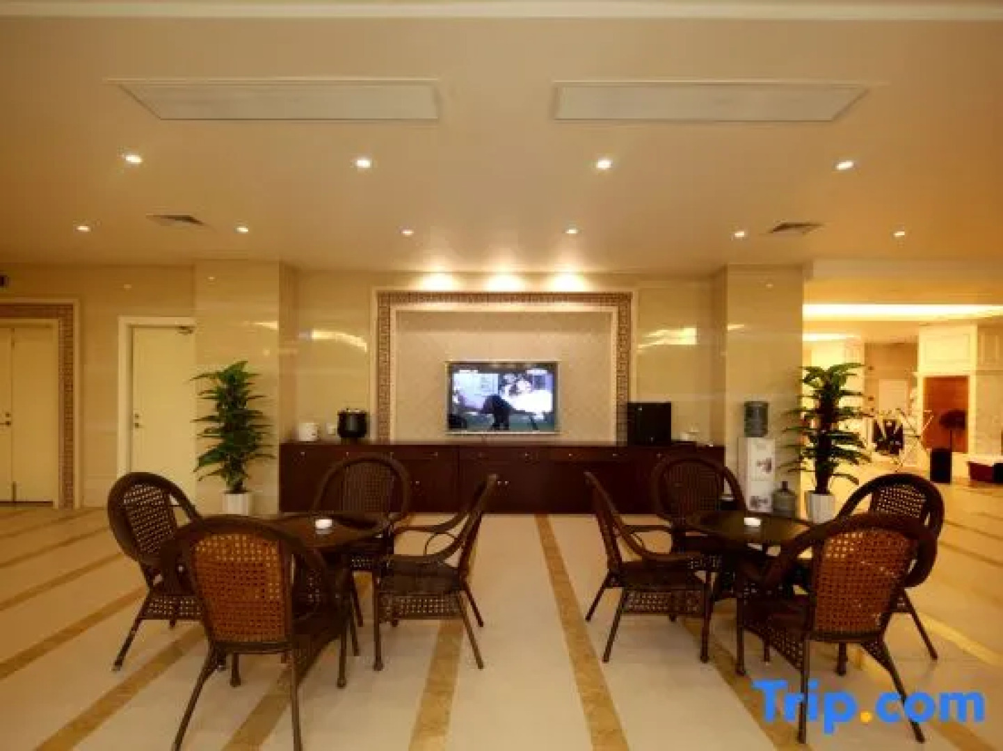Nantong Huipu Hotel