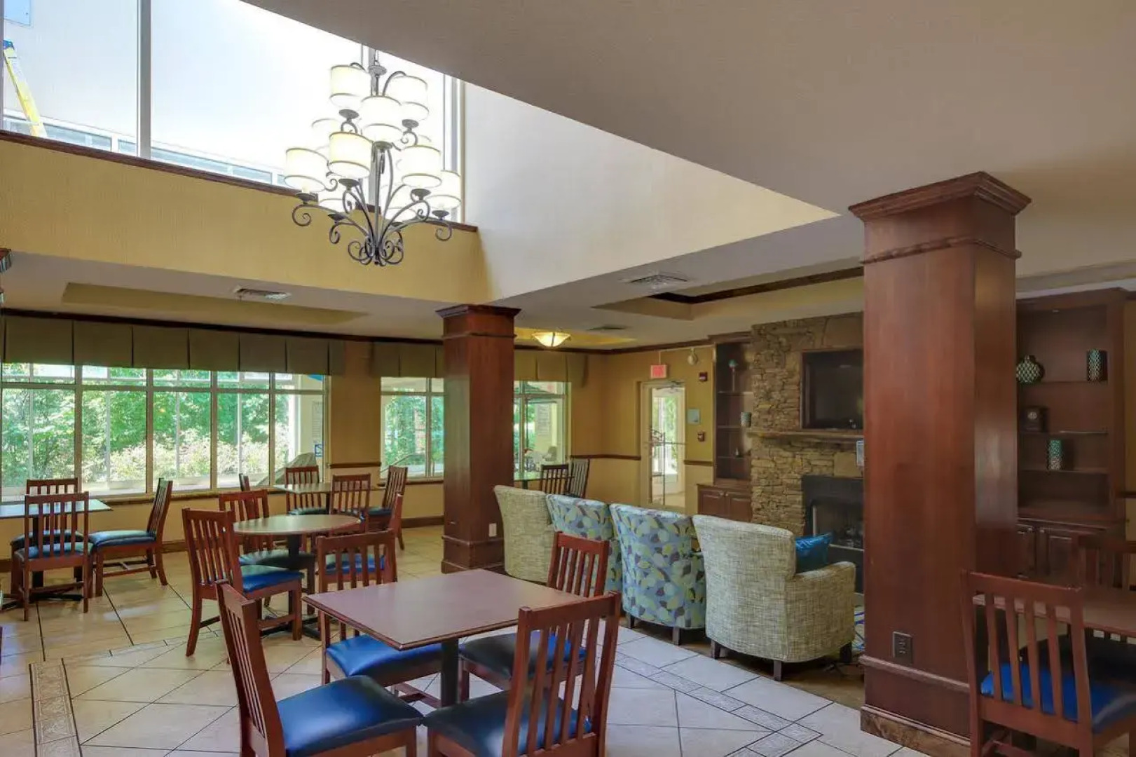 Holiday Inn Express & Suites Sylva - Western Carolina Area by IHG