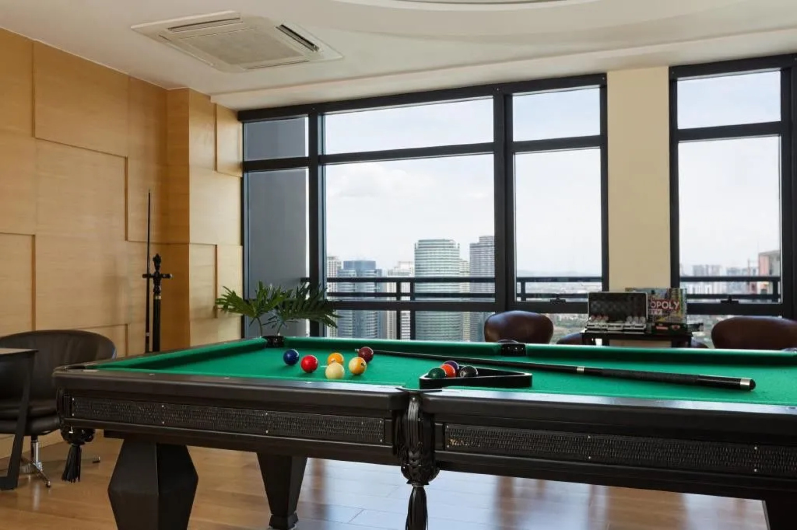 SIGLO SUITES @ The Gramercy Residences