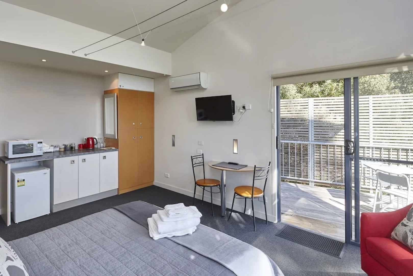 Rosevears Vineyard Retreat