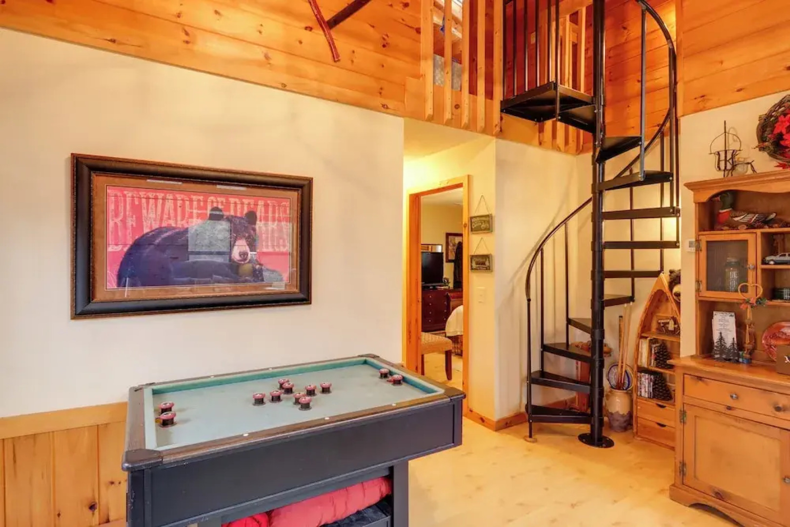 'creek Bend Escape' w/ Hot Tub + River Views!