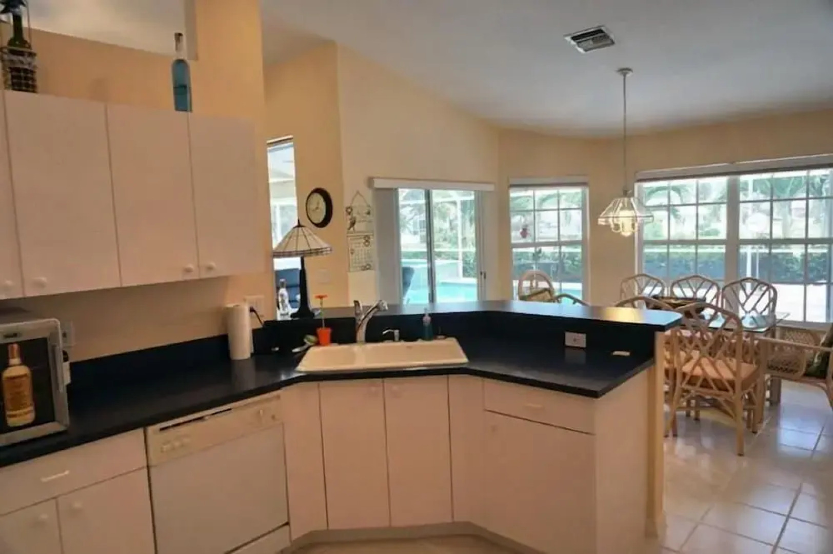 MANOR41 3 Bedroom Holiday Home by Marco Naples Vacation Homes