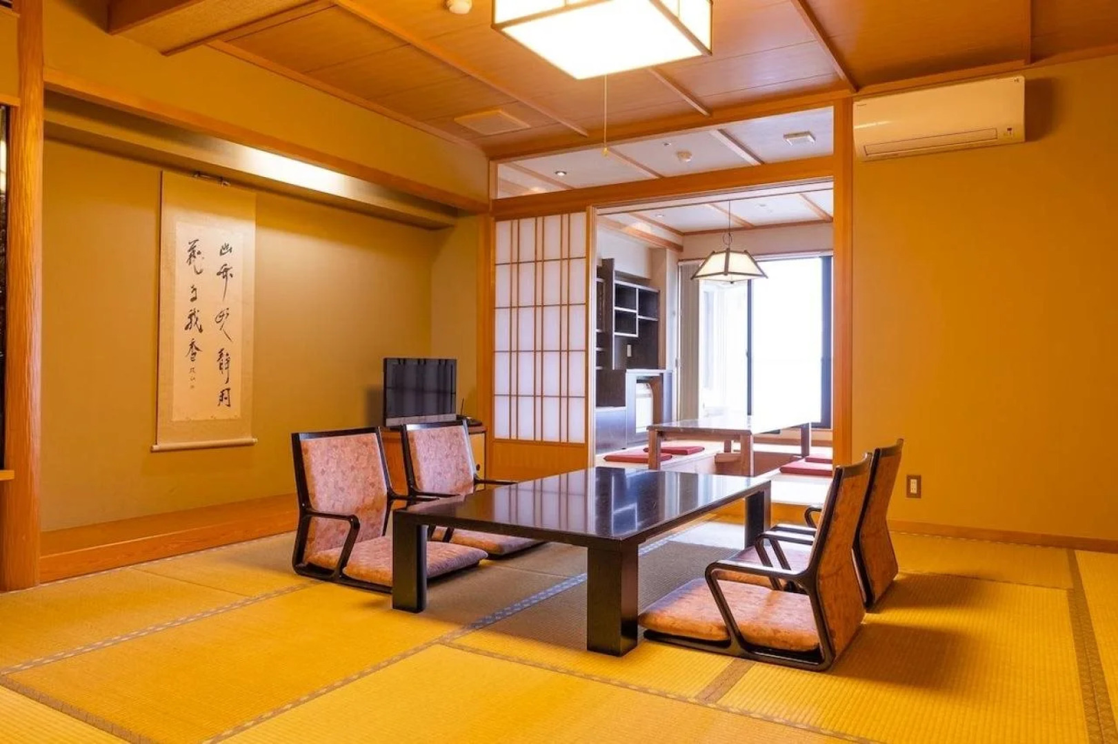 Satoyu Mukashibanashi Yuzanso Ryokan