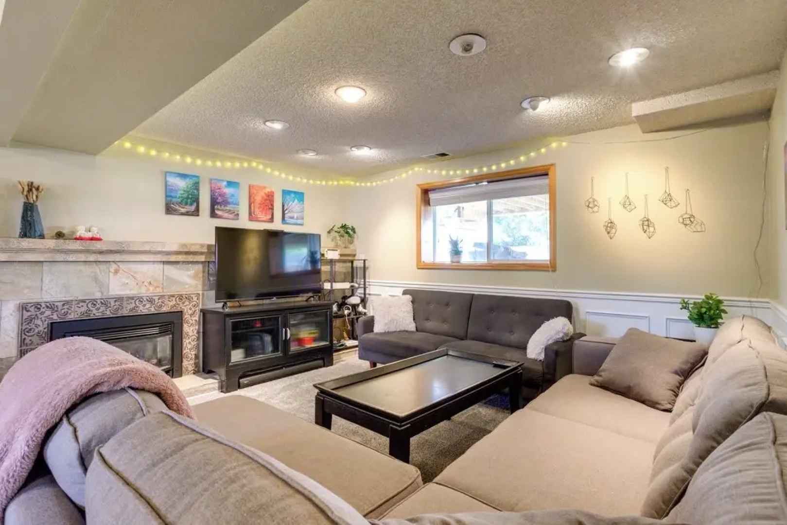 Furnished Deck + Fire Pit: Thornton Family Retreat