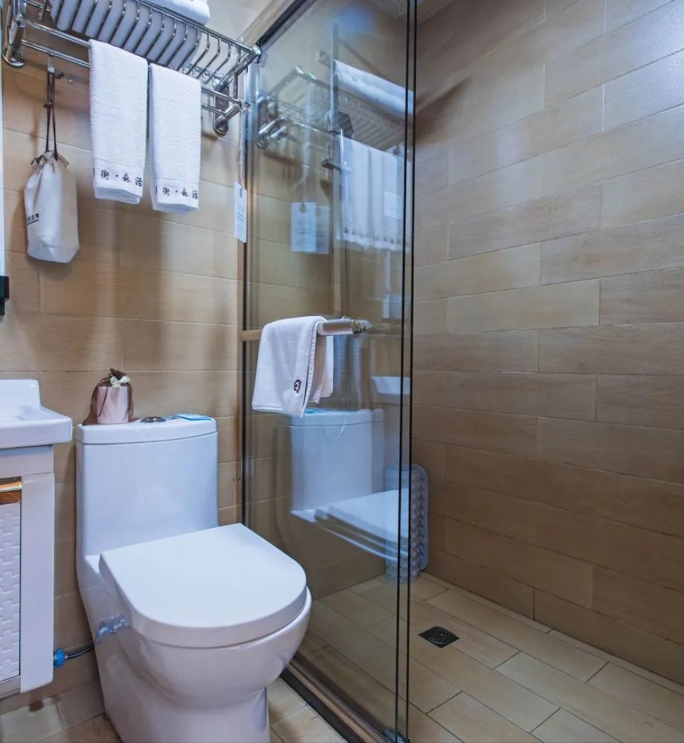 Wuyishan Old Street Sen Live British Inn