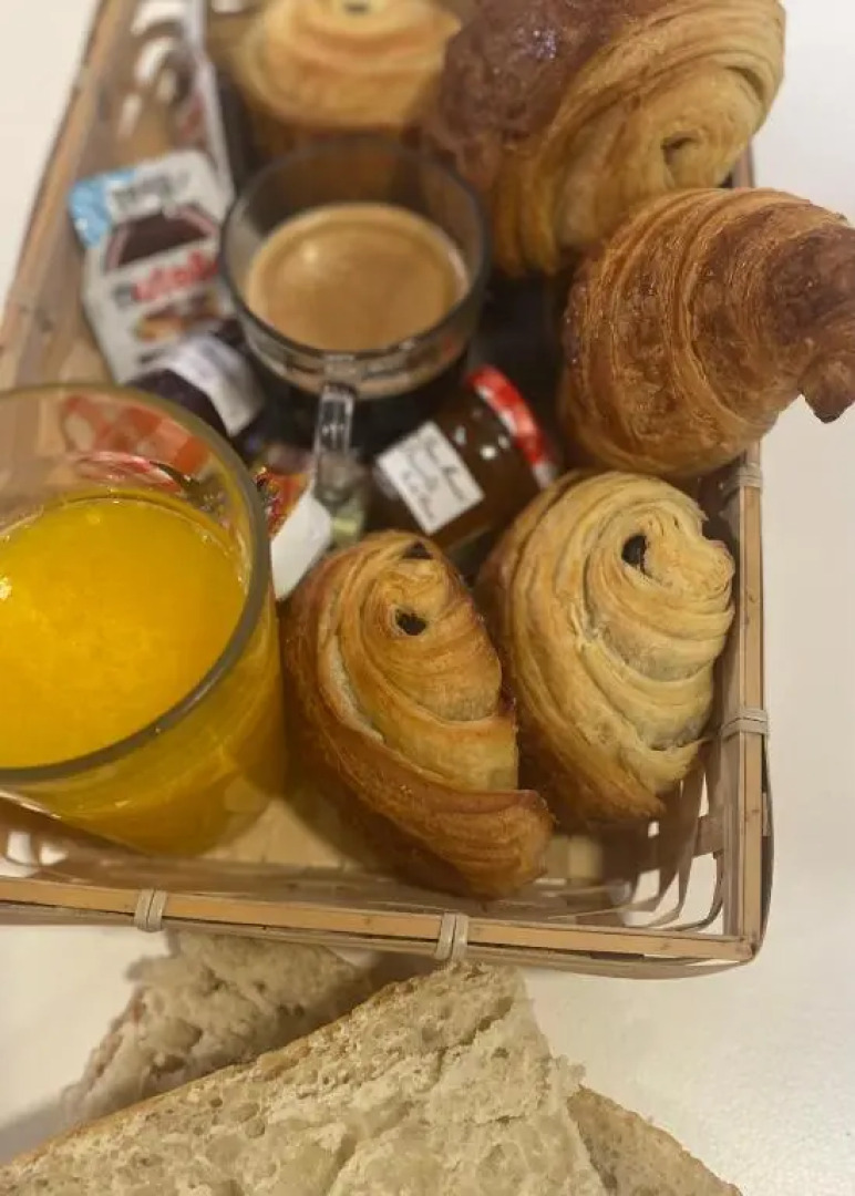 La Suite Grenoble SPA Jacuzzi Et Sauna Privatif (Adults Only)