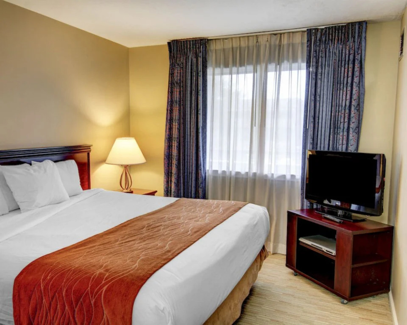 Quality Suites Rockville