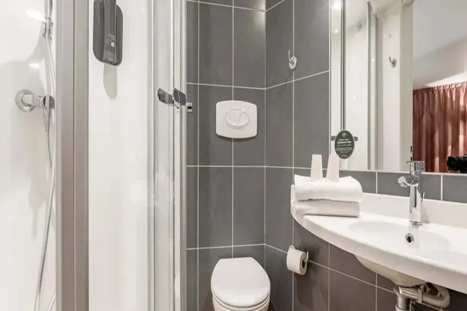 B&B HOTEL Maubeuge Louvroil