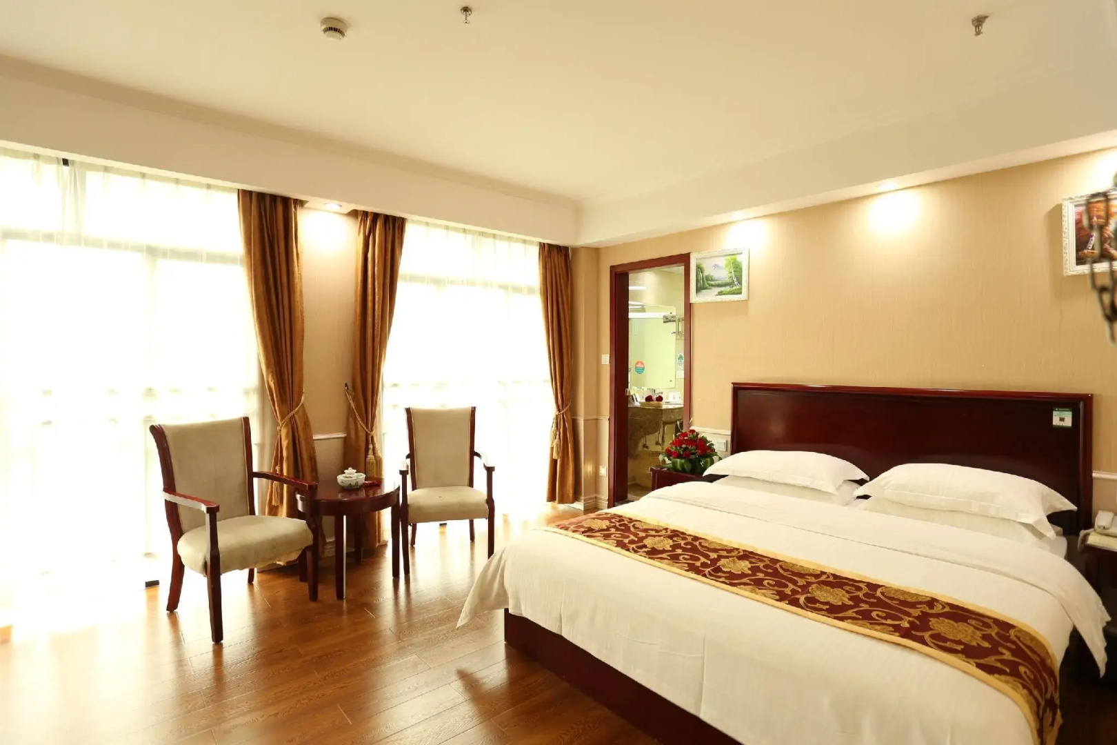 GreenTree Inn Jieyang North Linjiang Road Express Hotel