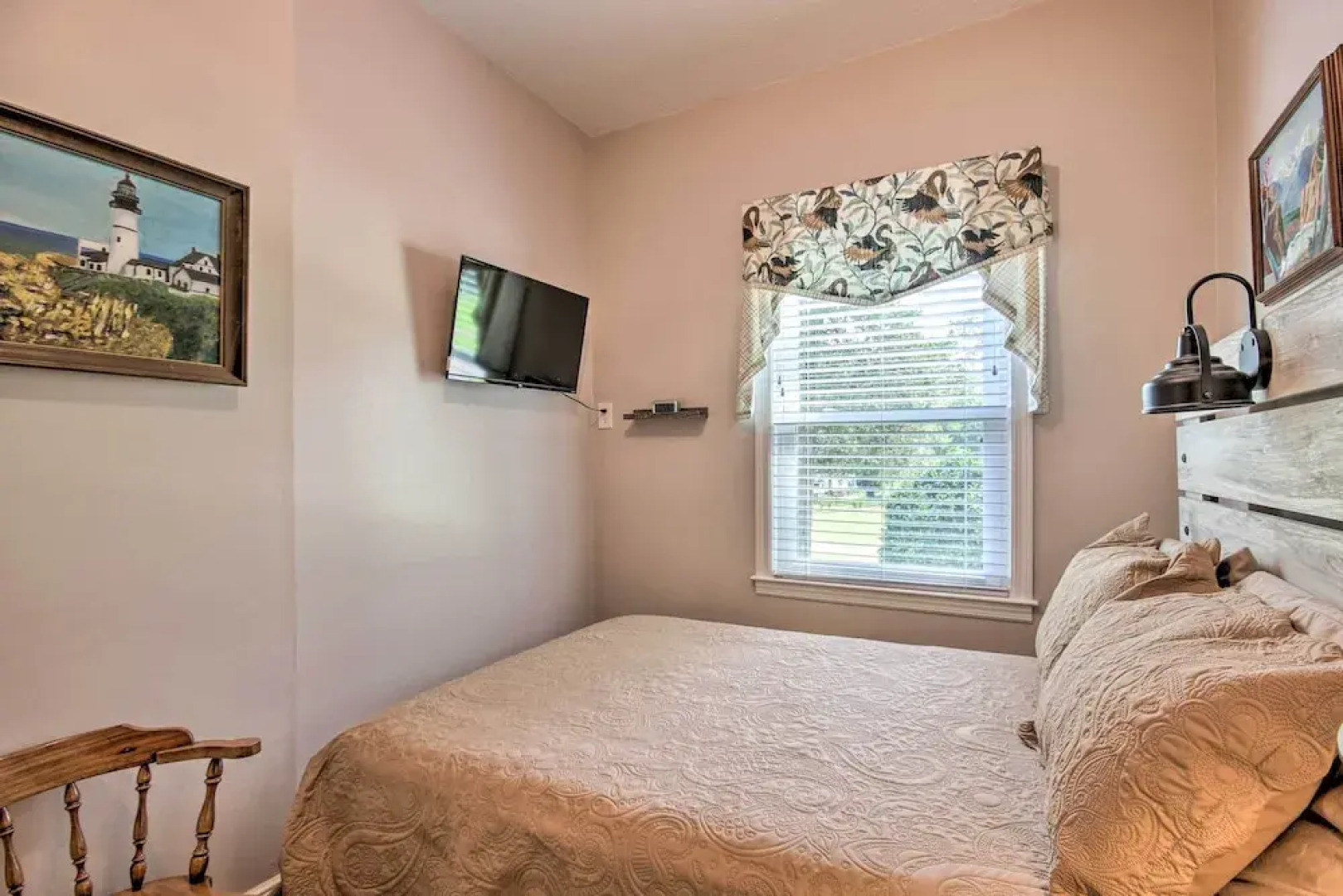 Family Home w/ Fire Pit, 2 Mi to Lake Access