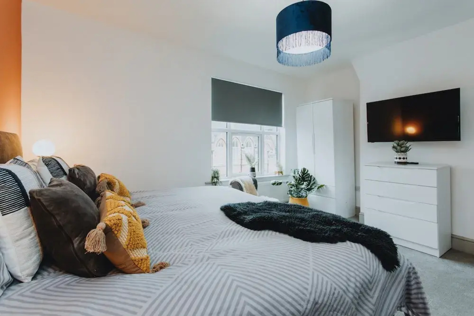 Entire House with Parking in Rugby