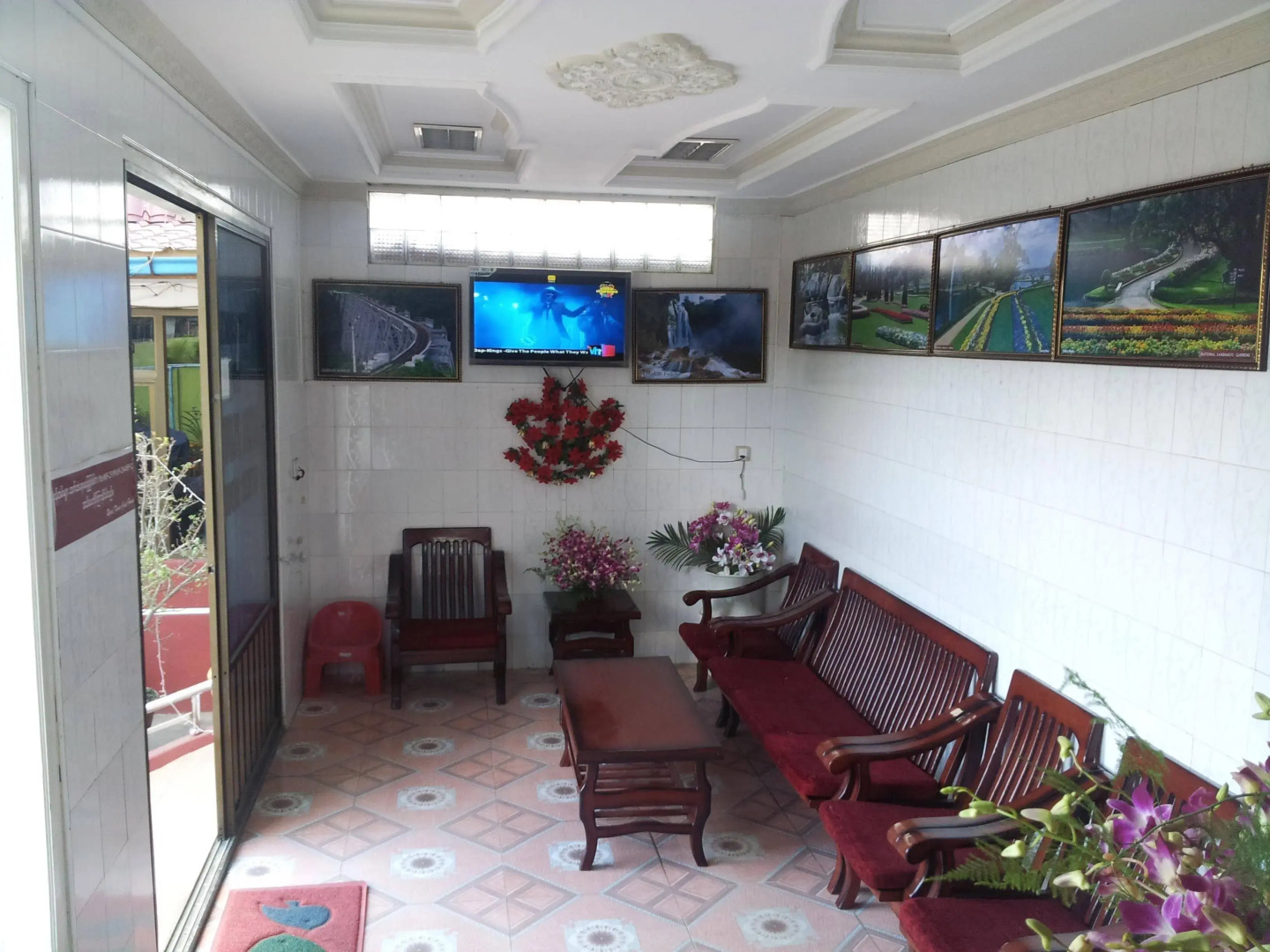 Royal Flower Guest House