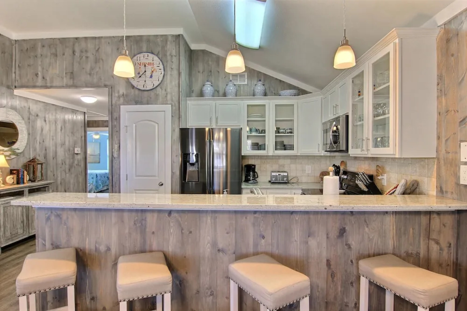 Diving Dolphin 628 by RedAwning