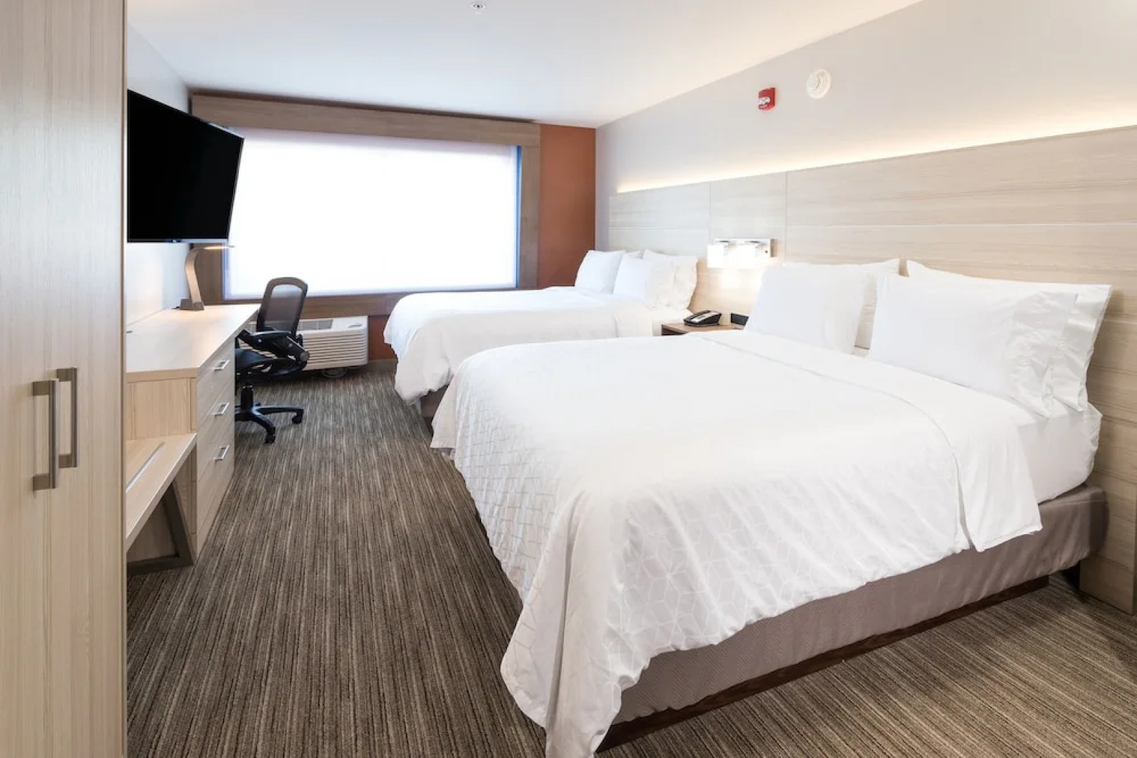 Holiday Inn Express & Suites Michigan City, an IHG Hotel