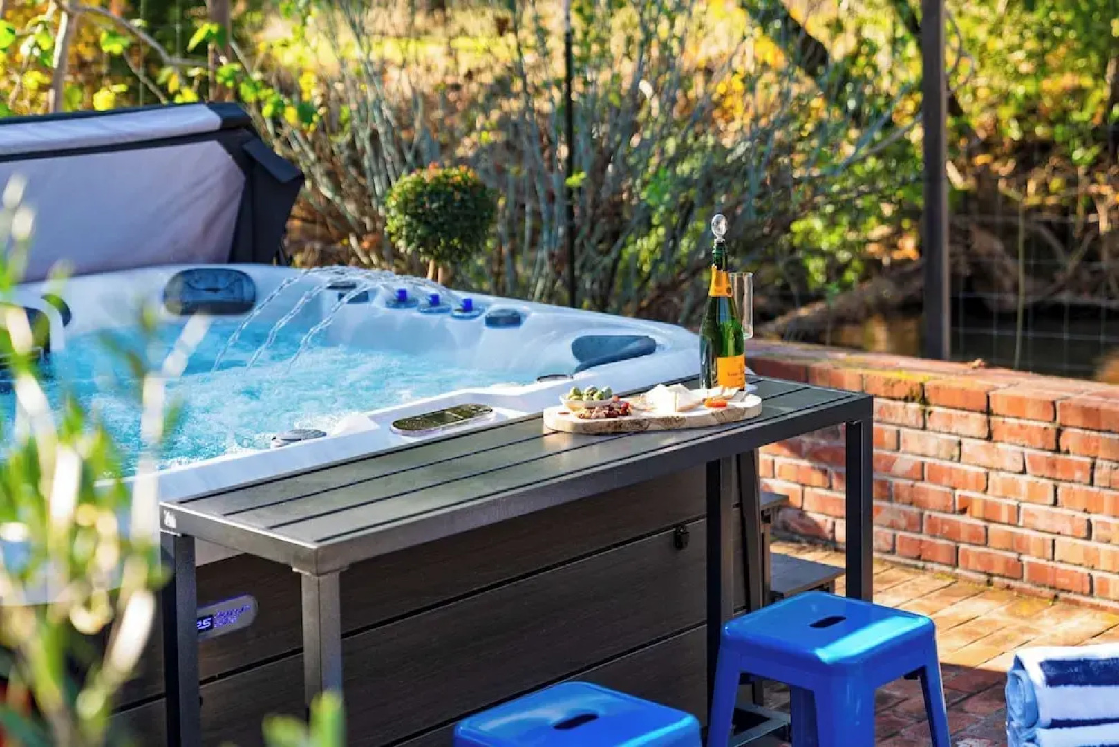 Sonoma Creek Haven Hot Tub, Firepit, Creekside Views Near Kenwood Wineries