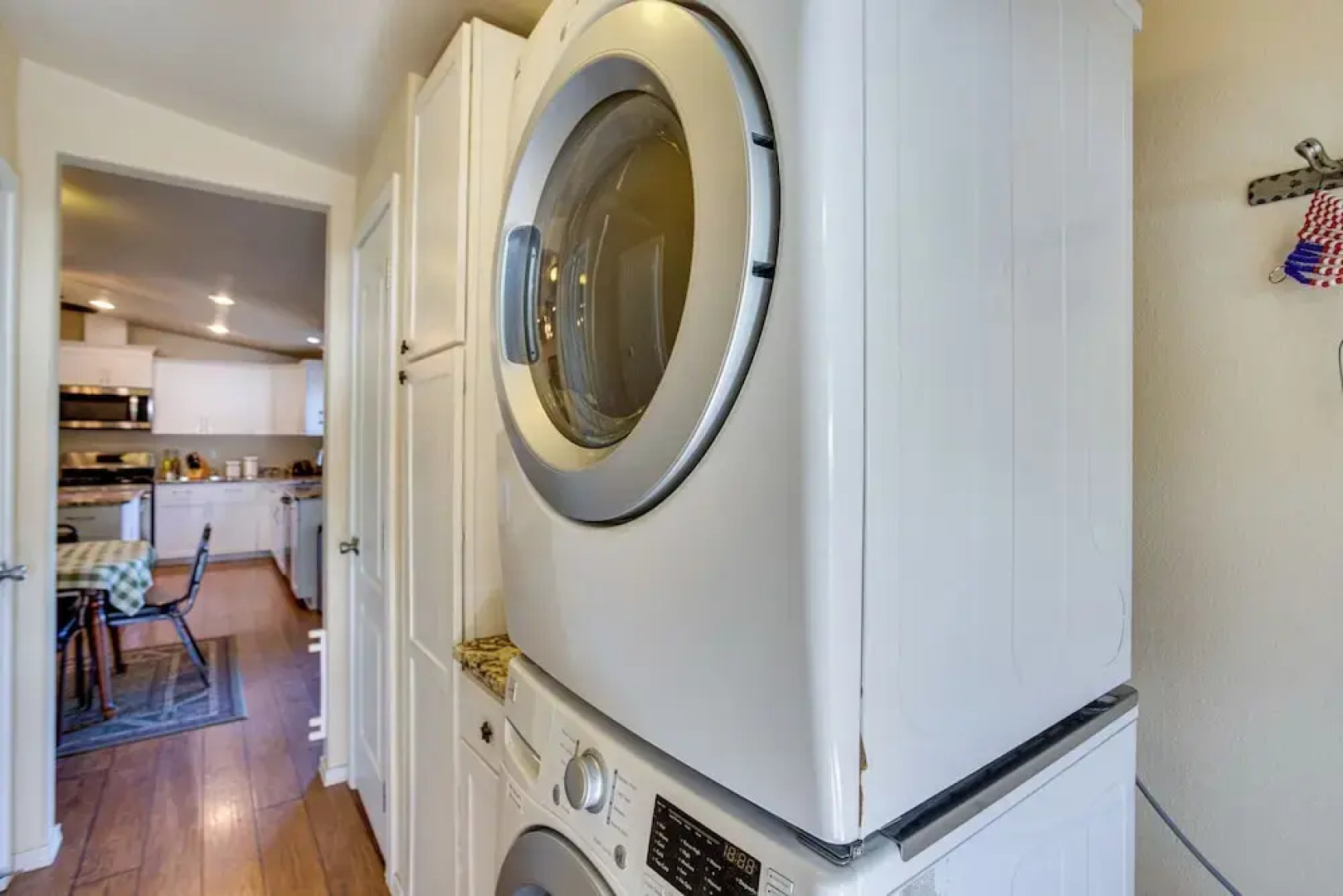 Spacious Home w/ Deck: 5 Mi to Ridgway State Park!