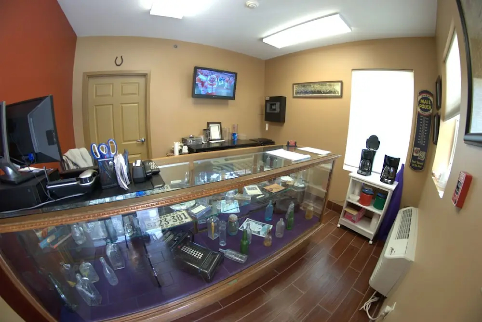 Put in Bay Victory Station Hotel