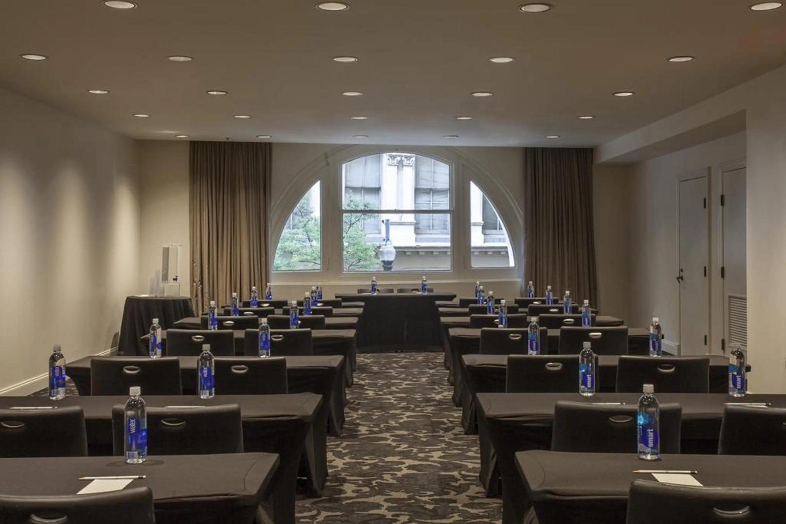 International House Hotel