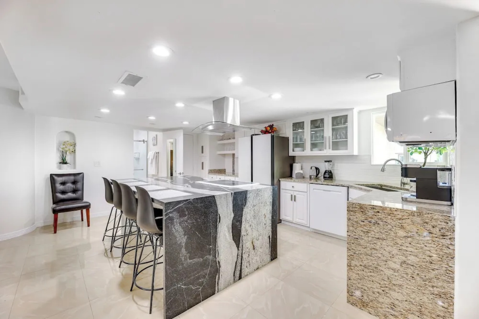 Pet-friendly Mesa Home w/ Community Amenities!