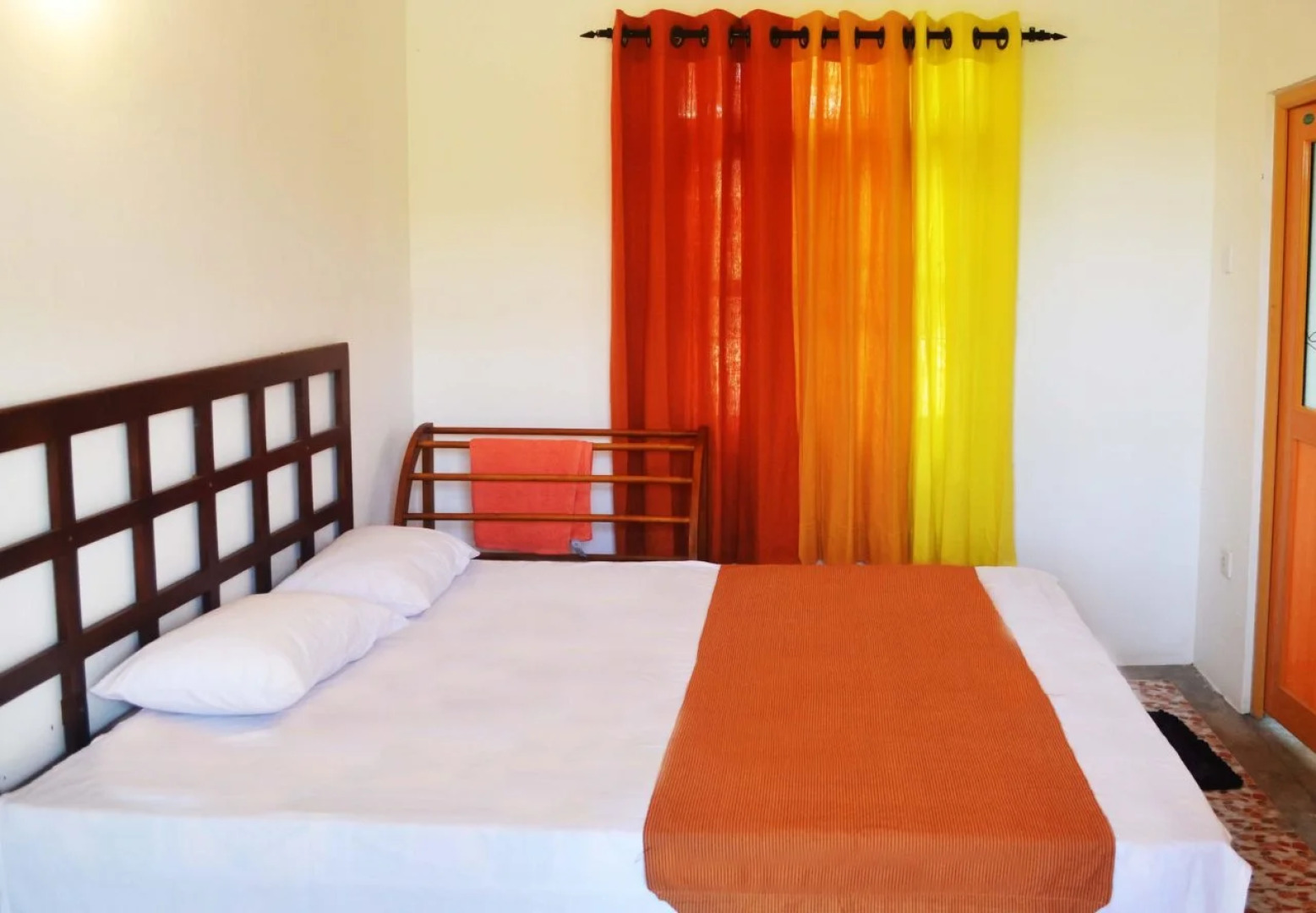 Pelican View Cottages