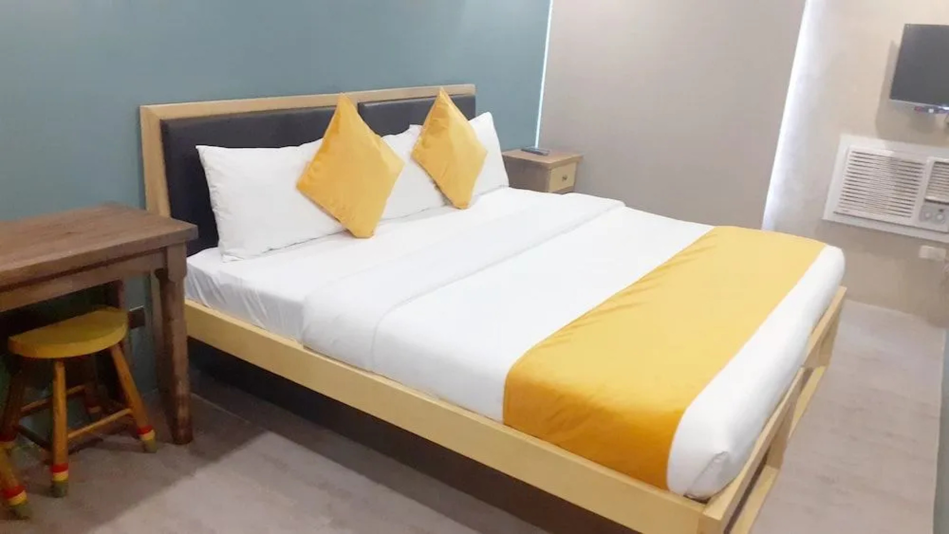 Mikos Suites By Mikos Residences