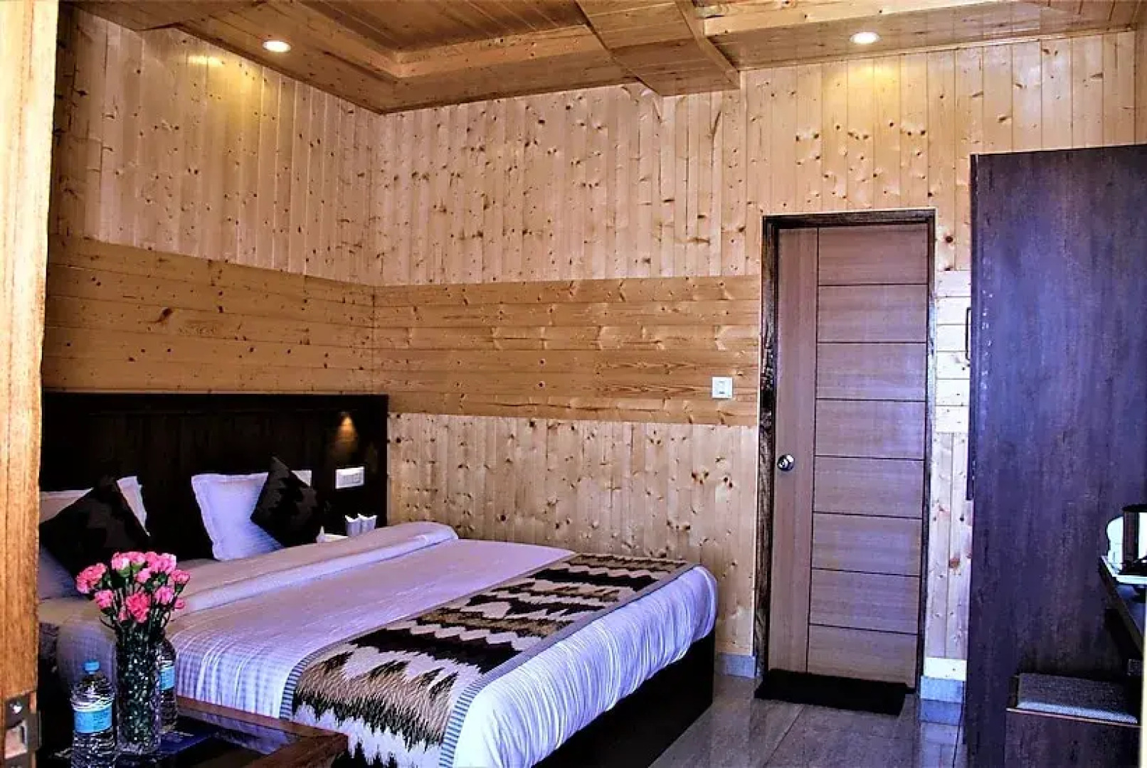 Resort Extreme Village Cottages Chail