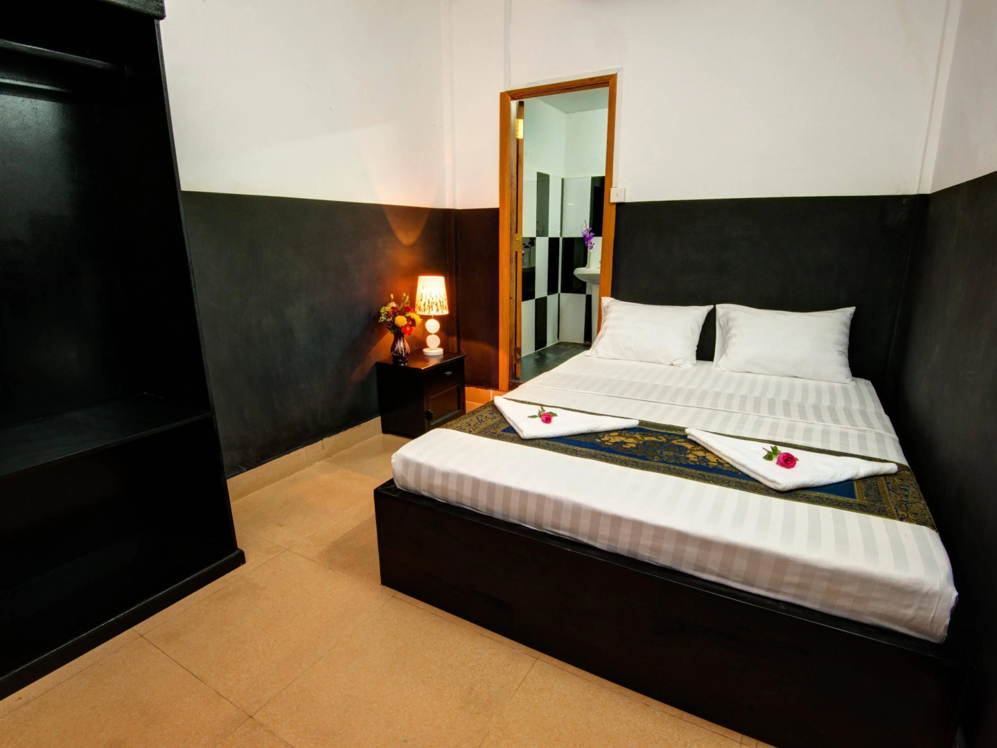 Lovely Jubbly Villa - Hostel